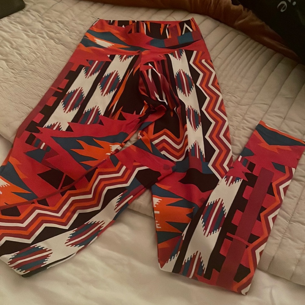 Liquido Southwestern Print 7/8 Leggings Women’s Size Small Activewear Mid Rise